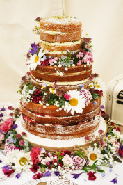 A Piece Of Cake How To Choose The Perfect Wedding Cake